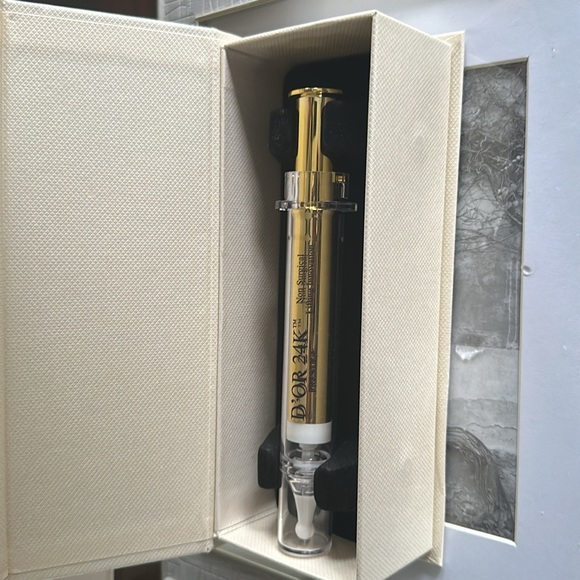 D’ OR 24 K PRESTIGE NON SURGICAL LIFTING INNOVATION - Picture 2 of 2